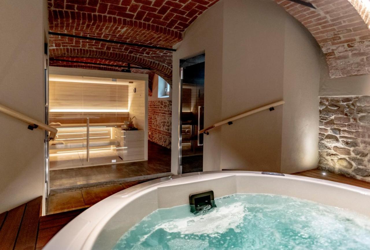 Parco Reala // Rural - Luxury - Rooms Corneliano d'Alba Dış mekan fotoğraf